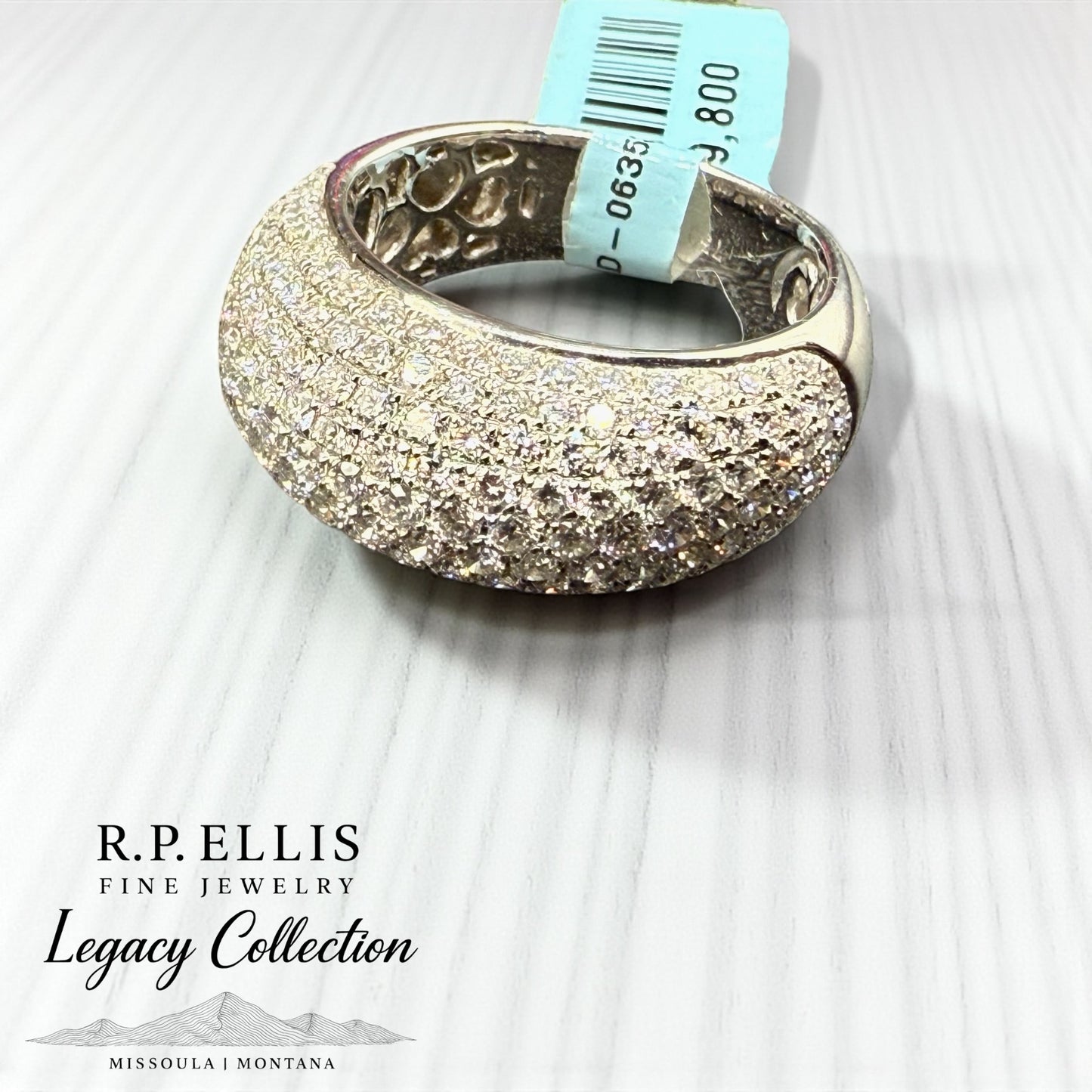 Diamond Pavé Dome Ring in 18k White Gold