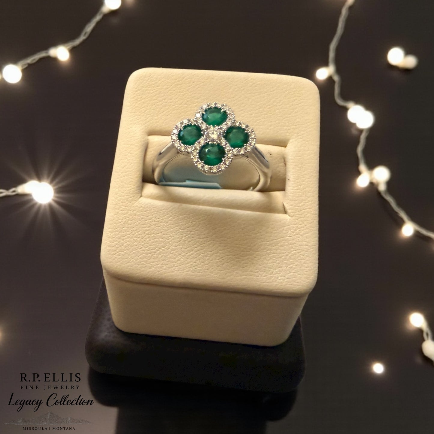 Emerald Clover Ring