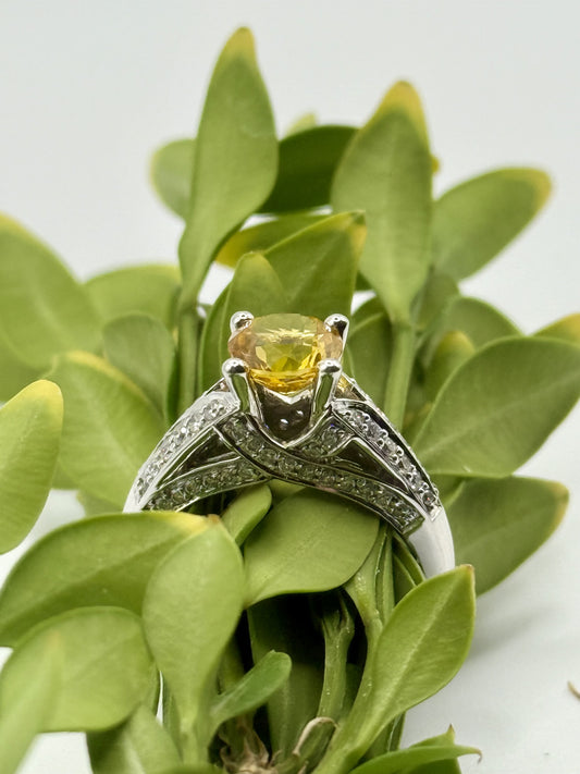 1.89 ct Yellow Sapphire & Diamond Ring